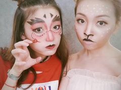 -金夫人化妆摄影职业培训学校