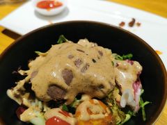 咸牛肉蔬菜沙拉-斗牛士牛排(南京东路店)