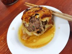 -宝瑞门钉肉饼店