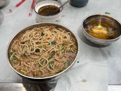 -正宗杨记普洱酸醋米线(总店)