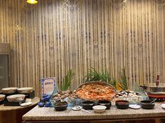 -怡豪大饭店·银顶旋转餐厅