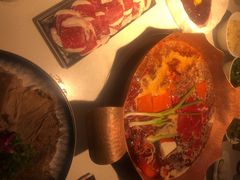 -墨居上隐·院子里火锅(峨眉店)