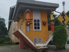 -倒立小屋