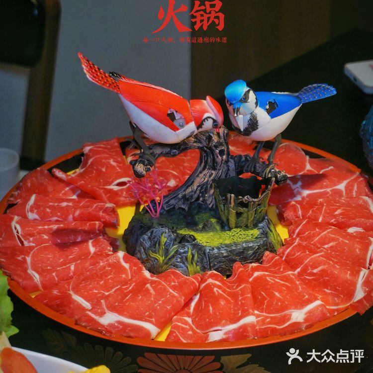 大口炫肉的过瘾四宫格|鸭血豆腐|扯面随便吃