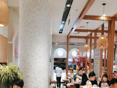 -三人行骨头王火锅(长寿店)