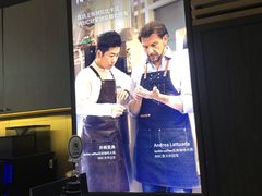 -luckincoffee瑞幸咖啡(冠福大厦店)