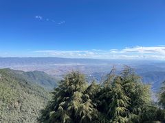 -鸡足山前檐崆峒山观音阁禅寺