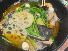 -万记麻辣烫国展总店