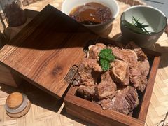 沙茶锅底-左庭右院鲜牛肉火锅黑金店(陆家嘴中心店)