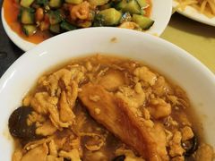 醋溜苜蓿盖饭十增鸡蛋汤-清真宏玉祥黄门脸餐厅(华荫东里店)
