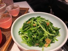 邹山腐皮鸡毛菜-竹外桃花·江南小酒馆(SKP·S店)