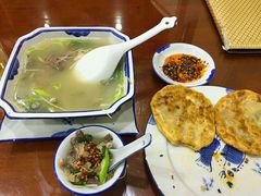 -老山记海城馅饼大酒店(振兴小区店)