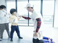 -EFL巴西柔术·综合格斗·泰拳·少儿体能训练(虹桥德必馆)
