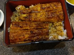 這是老公的鰻魚飯套餐-木津卸壳市场