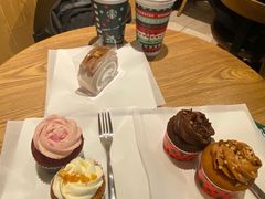 -星巴克(兰州国芳百货店)