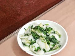 荠菜肉丝冬笋炒年糕-蘭心餐厅(进贤路店)