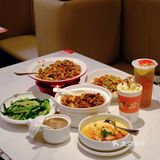 西乡这家湘菜馆🌶️不仅好吃😋尽然还有奶茶🥤