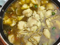 -有红鸡毛店·川菜(建设路店)