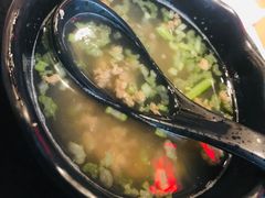 -左庭右院鲜牛肉火锅(金山万达店)