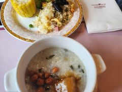 -东莞塘厦三正半山温泉酒店·沙利文西餐厅