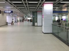 -螃蟹岬(地铁站)