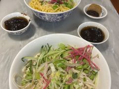 老北京炸酱面-海碗居(王府井店)