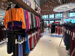 -lululemon(比斯特购物村店)