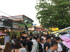 -拉威海鲜市场