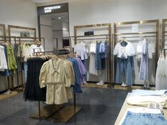 -URBAN REVIVO(济南世茂广场店)