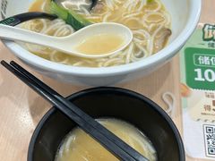 -蒙自源米线(虎门国际购物中心店)