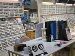 -诺柯视眼镜-蔡司依视路官方工厂店(淞南一店)
