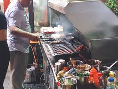 -巴五中胖娃烧烤