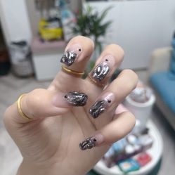-晨·艺美甲美睫