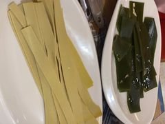 -鸡遇虾煲干锅火锅(小寨金莎店)