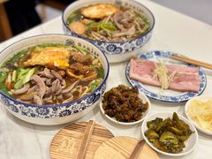 -镇南锅盖面馆(解放路店)