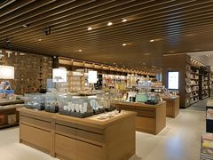 -茑屋书店(天目里店)