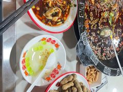 -烧哥美蛙肥肠鱼火锅·十五年社区店