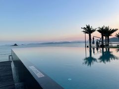 无边泳池-深圳大梅沙京基洲际度假酒店