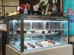 面包甜点陈列柜-GODIVA(国际金融中心店)