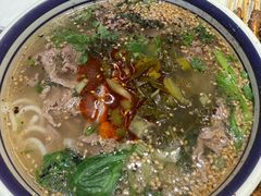 -云阿蛮云南生烫牛肉米线(奉贤路店)