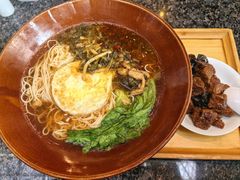 -上海齐鲁万怡大酒店·辣椒屋咖啡厅