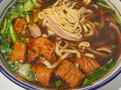 -镇南锅盖面馆(解放路店)