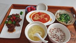 -东方爱堡国际月子会所·产后康复(兴化店)