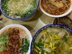-桥香园云南过桥米线(金马碧鸡店)