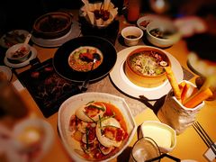 -穹六人间 people 6(岳阳路店)