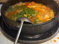 -贵府酸汤牛肉火锅·贵州老字号(飞山街店)
