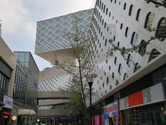 -杭州滨江宝龙城
