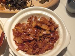 -八府香鸭·啫啫煲(华山路店)