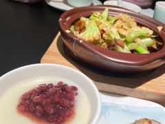 红豆豆花布丁-鸿章小馆·现煲合肥菜(无锡滨湖万达店)