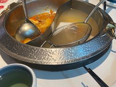 -左庭右院鲜牛肉火锅(金山万达店)